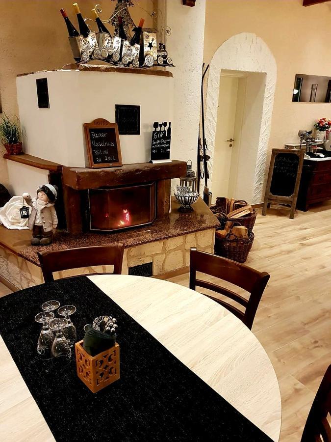 Ferienzimmer Weingut Mack 웨스트리크윈켈 외부 사진